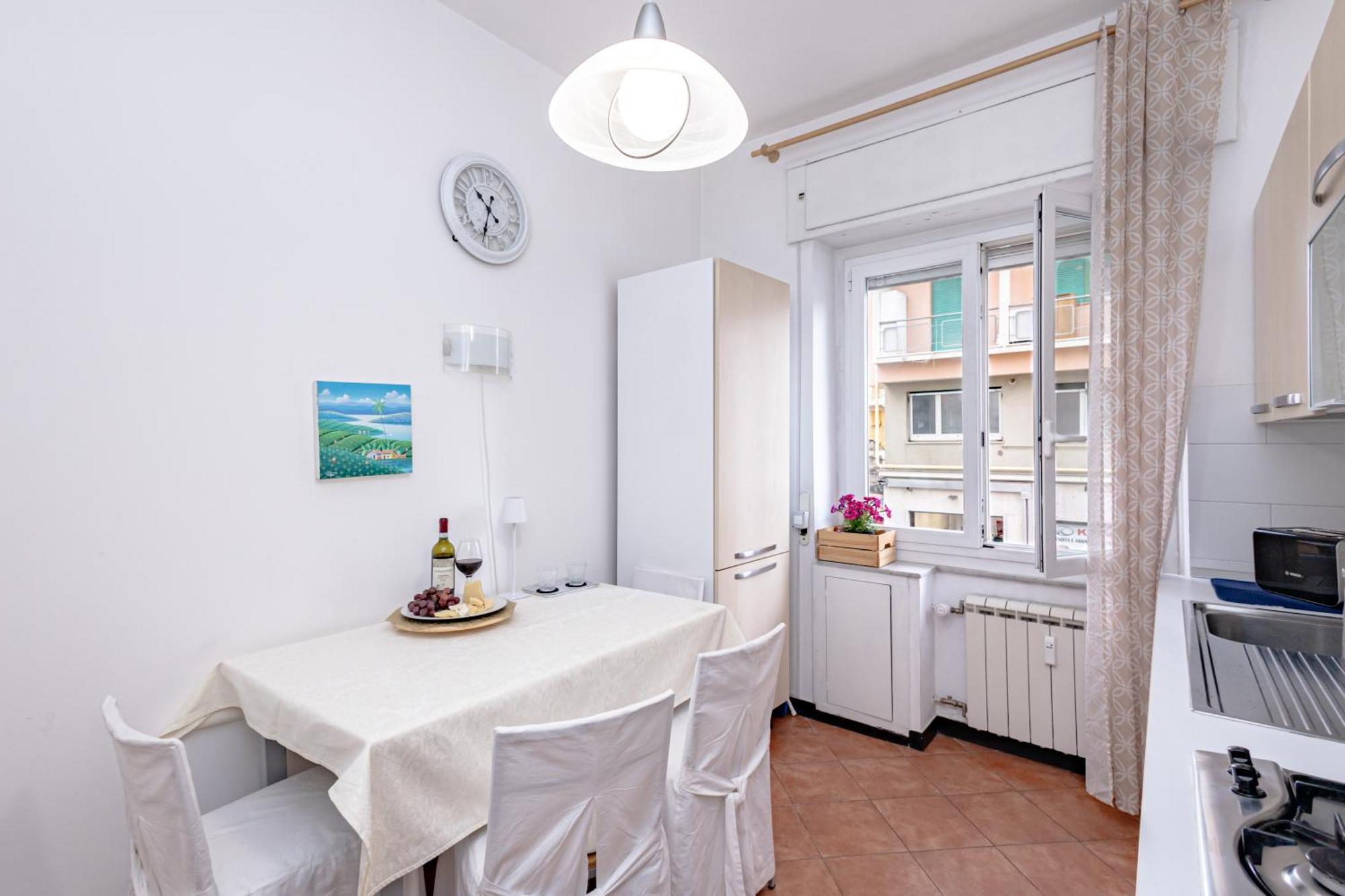 Apartamento Dolce Casa Di Sve Vicino La Stazione Génova Exterior foto