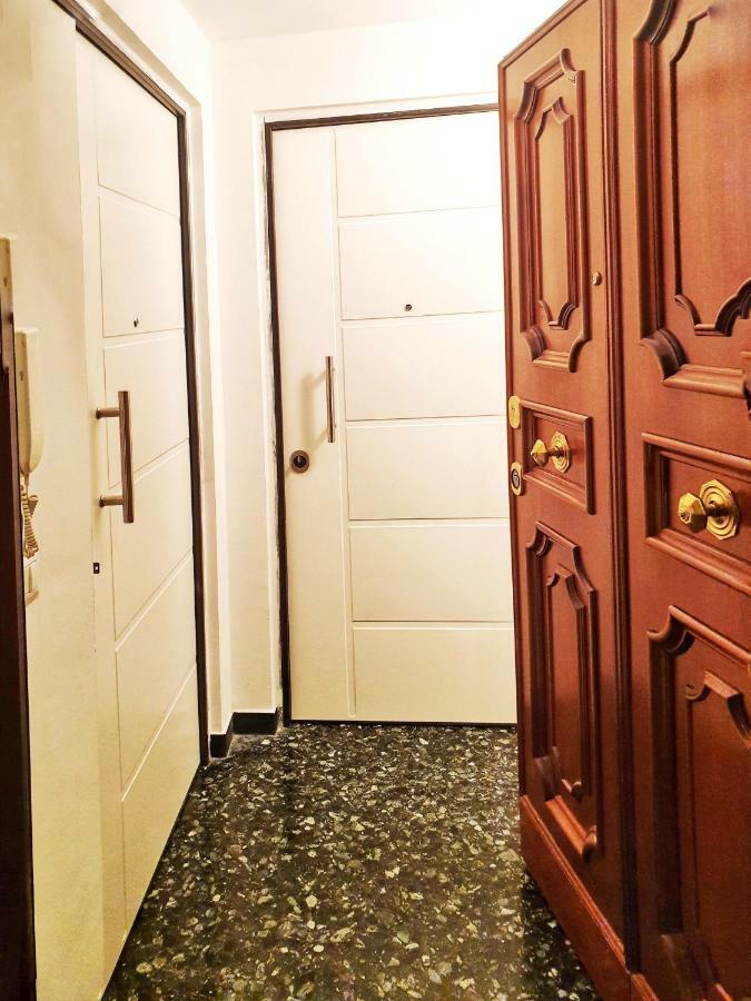 Apartamento Dolce Casa Di Sve Vicino La Stazione Génova Exterior foto